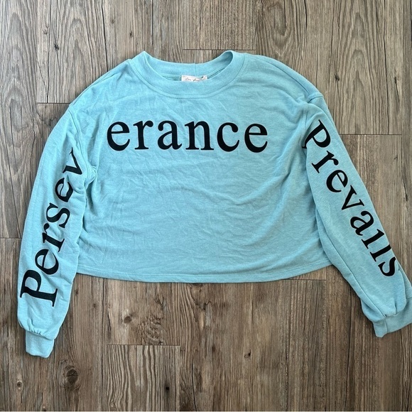 NWT Ces Femme Perseverance Prevails Crop Sweatshirt Large Sage - Picture 4 of 9